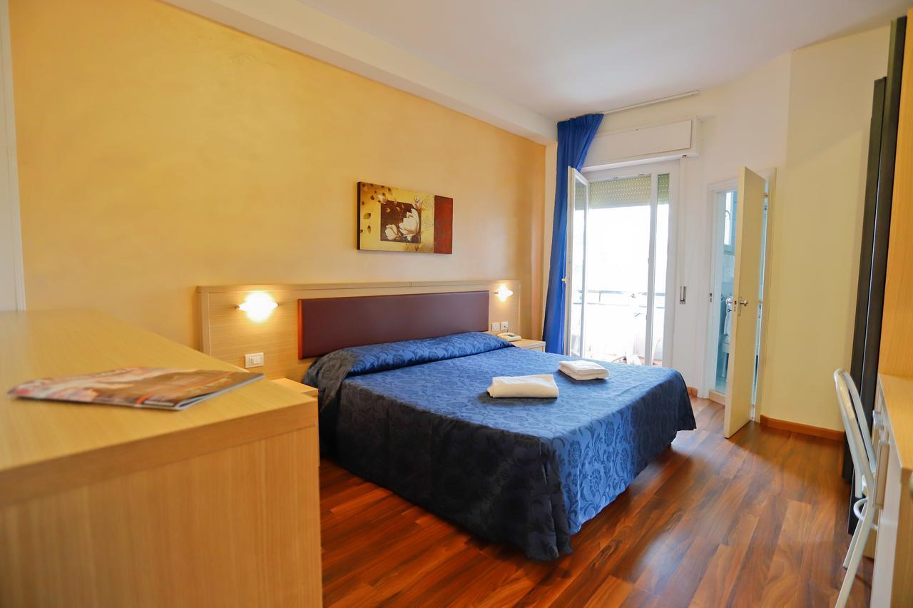 Hotel Grifone Принчипина-а-Маре Экстерьер фото